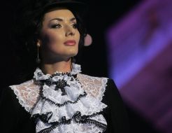 Кештегі секс туралы бейне