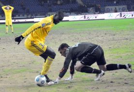 Papa Gueye and Evgueniy Past