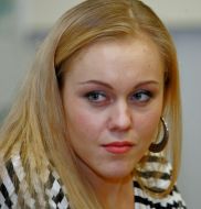 Alyosha singer (Yelena Kucher)