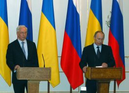 Nikolay Azarov and Vladimir Putin