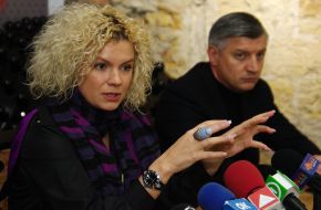 Aleksandr Korobchinskiy and Oksana Mas