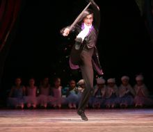 Сцена з балету ”Лускунчик”