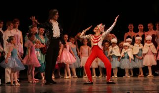 Сцена з балету ”Лускунчик”