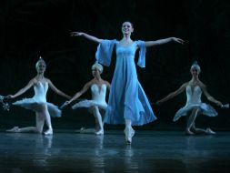 Сцена з балету ”Лускунчик”