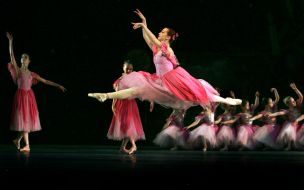 Сцена з балету ”Лускунчик”