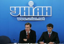 Niko Lange and Yevgeniy Bogodistov