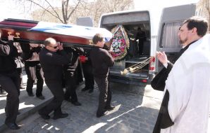 Церемонія поховання Віктора Гінькута