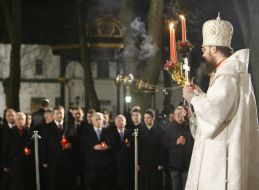 Easter divine service