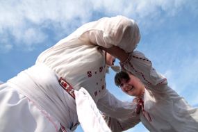 Участники этнографического фестиваля «Велика Гаївка»