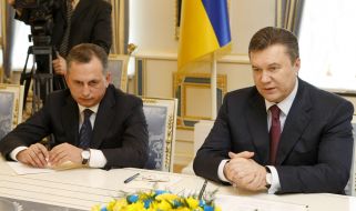 Boris Kolesnikov and Viktor Yanukovich