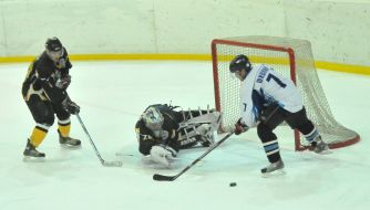 ХК ”Харків” (Харків) - ХК ”Білий Барс” (Бровари)