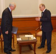 Nikolay Azarov and Vladimir Putin