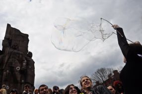 A day of soap-bubbles