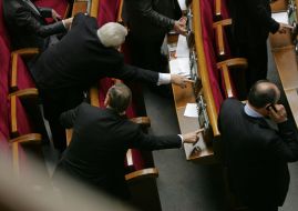 Deputies from the Party of Regions to vote