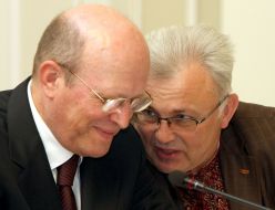 Rpman Zvarich and Vladimir Stretovich