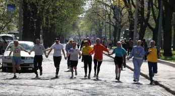 Participants of track-and-field run of sport veterans