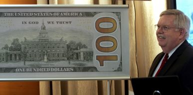 Джон Теффт розповідає про новий рівень захисту 100-доларової купюри