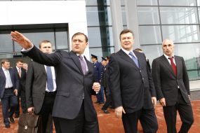 Mikhail Dobkin, Aleksandr Yaroslavskiy and Viktor Yanukovich