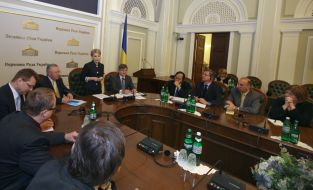 Yuliya Timoshenko, Boris Tarasyuk and Grigory Nemyrya