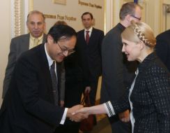 Yuliya Timoshenko and Tadashi Idzawa