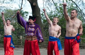 Актеры театра «Запорожский спас»