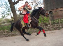 Актер конного театра «Запорожский спас»