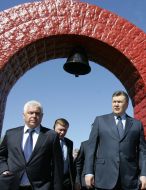 Viktor Yanukovich and Anatoliy Prisyazhnyuk