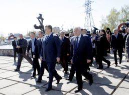 Viktor Yanukovich, Igor Gramotkin, Anatoliy Prisyazhnyuk and Nestor Shufrich