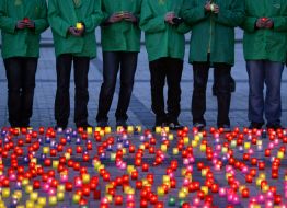 Зажженные свечи