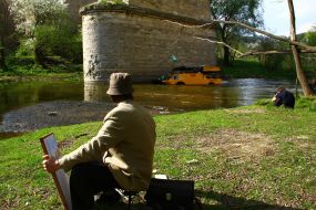 Экскурсионная боевая машина-амфибия (БРДМ)