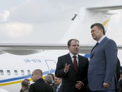 Viktor Yanukovich and Dmitry Kolesnikov