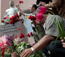 A monument to Iosif Stalin