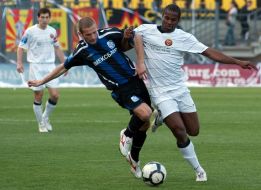 Michael Alozi and Vladimir Bondarenko