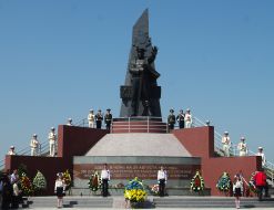 Opening ceremony of monument to 250 Donetsk soldiers-miners