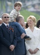 Леонид Черновецкий,  Григорий Суркис и Раиса Богатырева