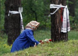 Літня жінка