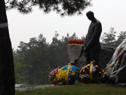 Монумент ”Політв’язня”