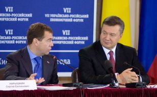 Dmitry Medvedev and Viktor Yanukovich