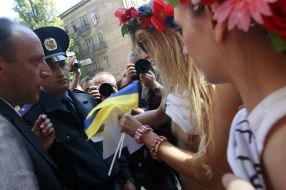 Сотрудник милиции