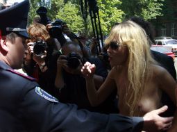 Сотрудник милиции