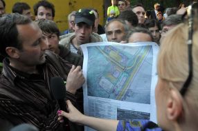 Opponents of the logging