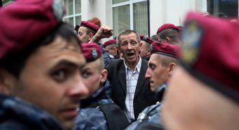 Митинг против визита Януковича