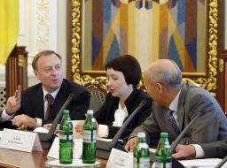 Aleksandr Lavrinovich, Elena Lukash and Andrey Strizhak