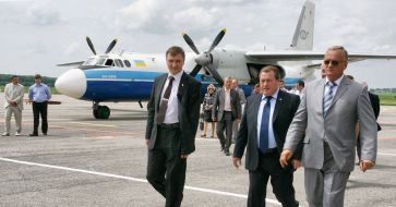 Yaroslav Sukhoy, Aleksey Kayda and Gennady Maslov