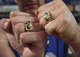 Champion finger-rings