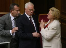 Andrey Klyev, Nikolai Azarov and Ekaterina Vaschuk