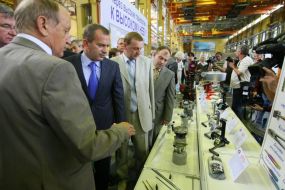 Vyacheslav Boguslayev and Andrei Klyuyev