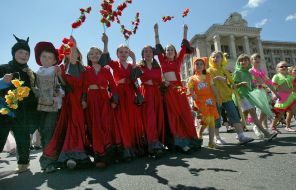 Карнавальное шествие детского творчества