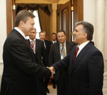 Виктор Янукович и Абдуллах Гюль