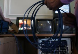 Изображение Николая Азарова на экране телевизора